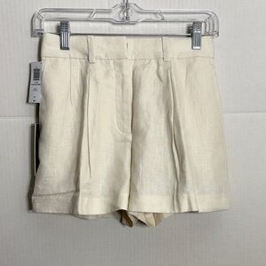 Aritzia Babaton Birch Pleated mini short 9788